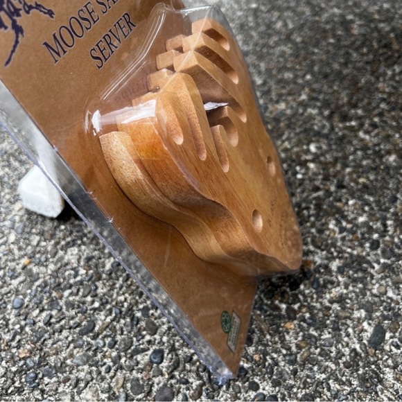 NWT Moose Solid Wood Salad Pasta Servers Ulu Company Sustainable Alaska - Picture 3 of 8